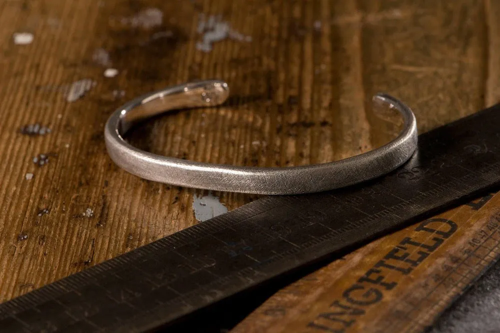 #047 - Bangle Raw