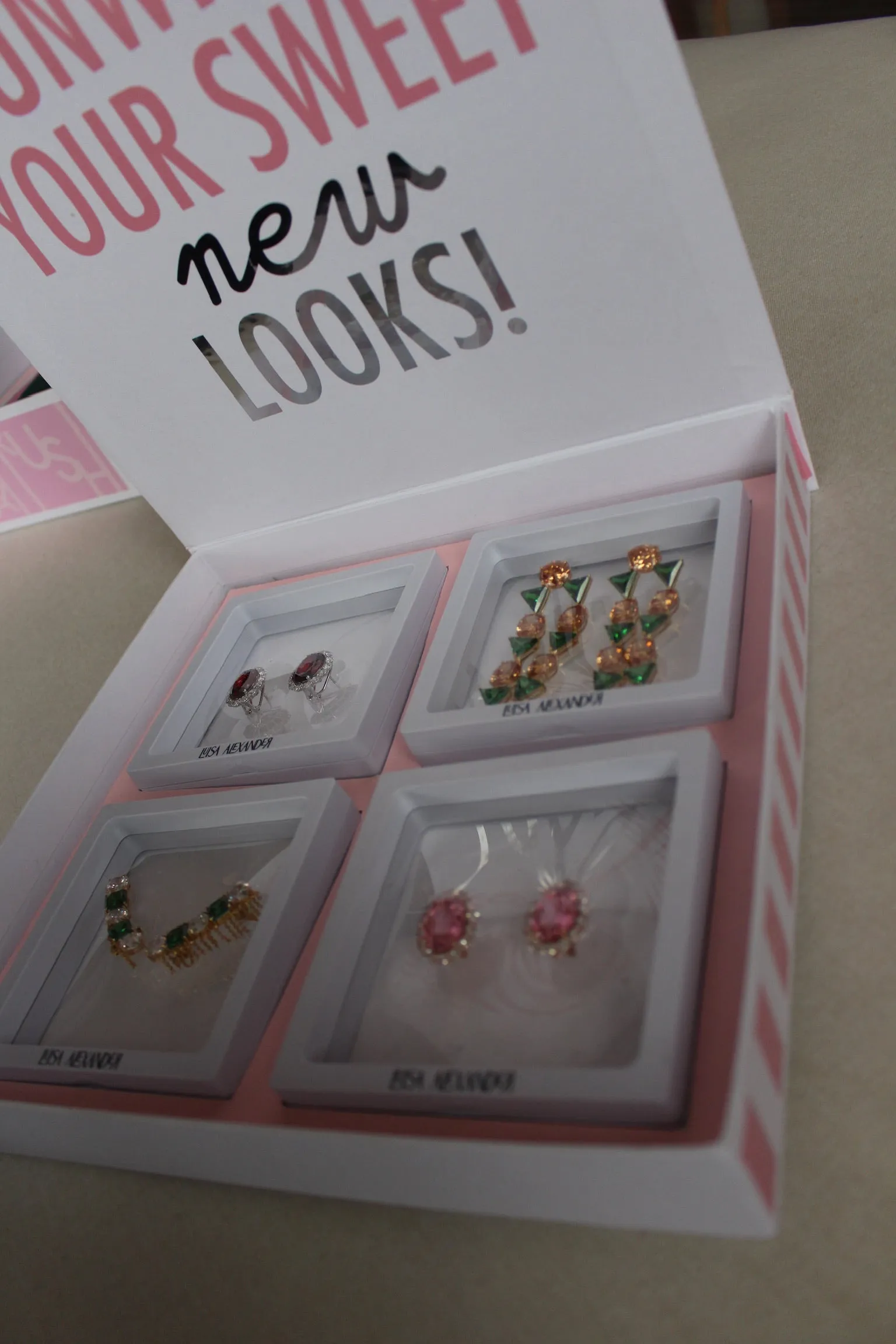4-Pack Gift Box