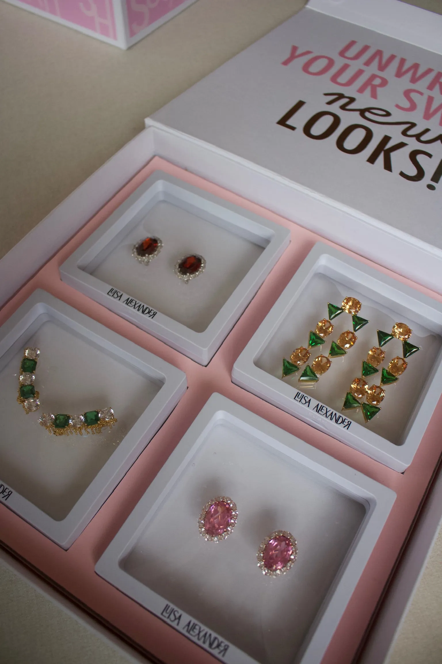 4-Pack Gift Box