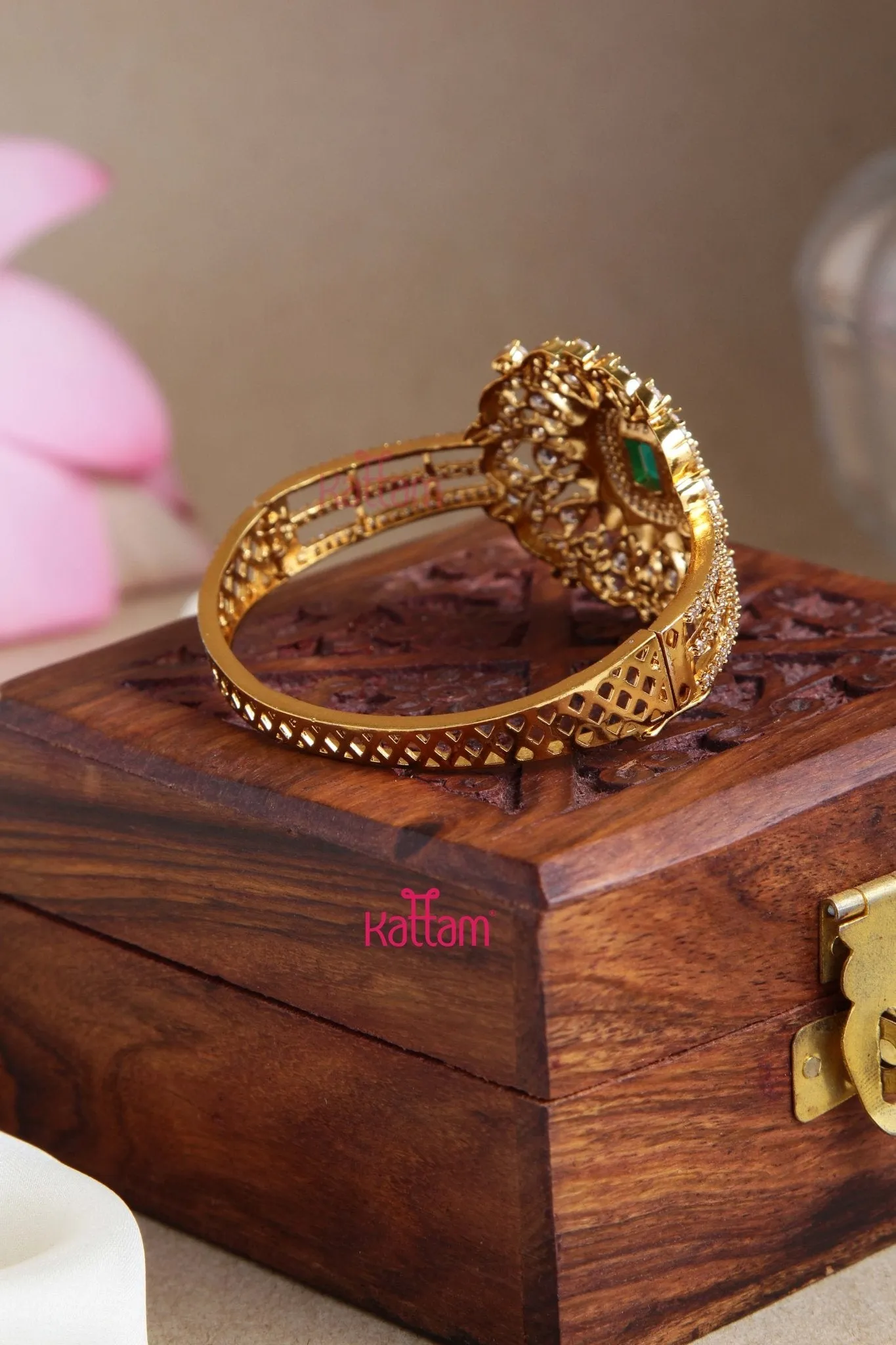 American Diamond Stone Green Kada Bangle