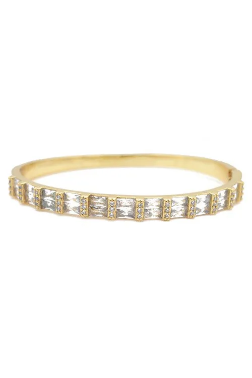 Baguette Bangle in Gold