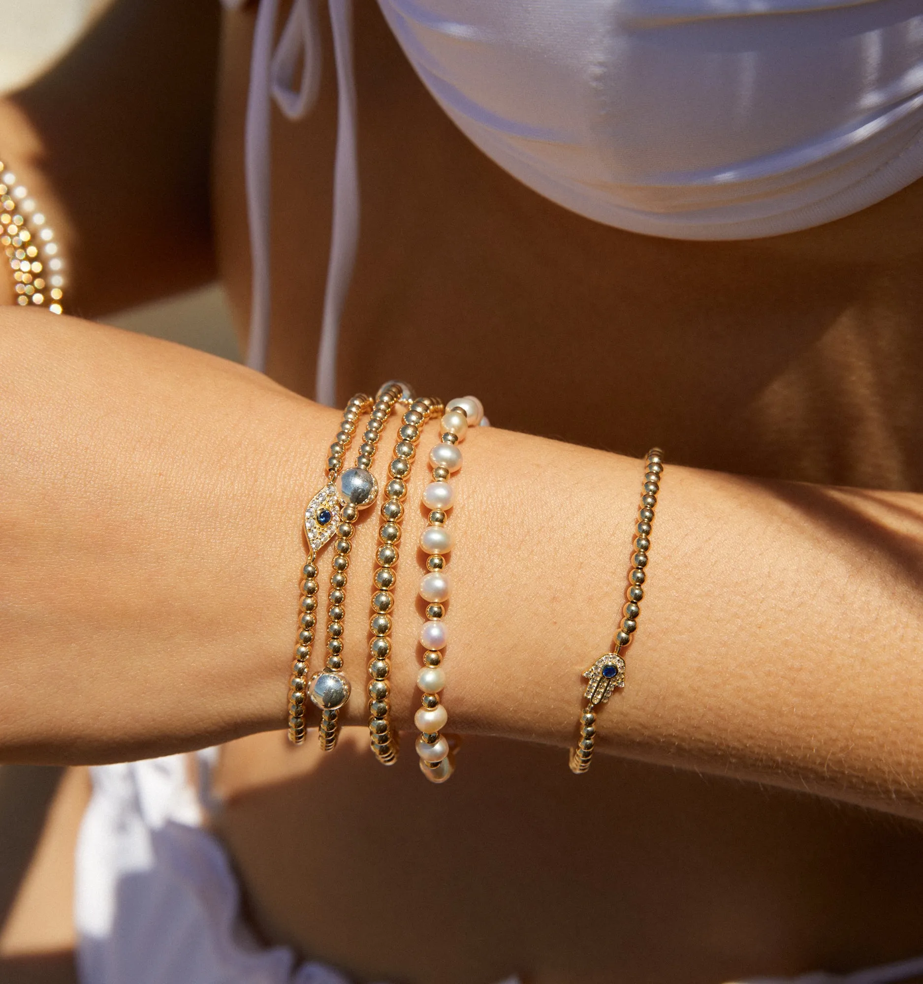 Ball Bracelet With Pearls