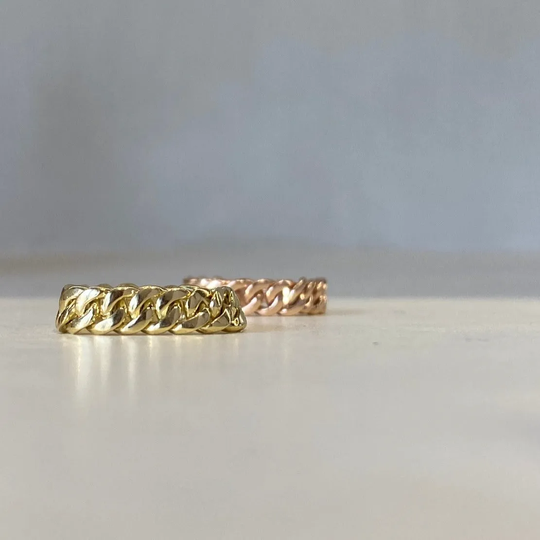 Chain ring In Solid Gold