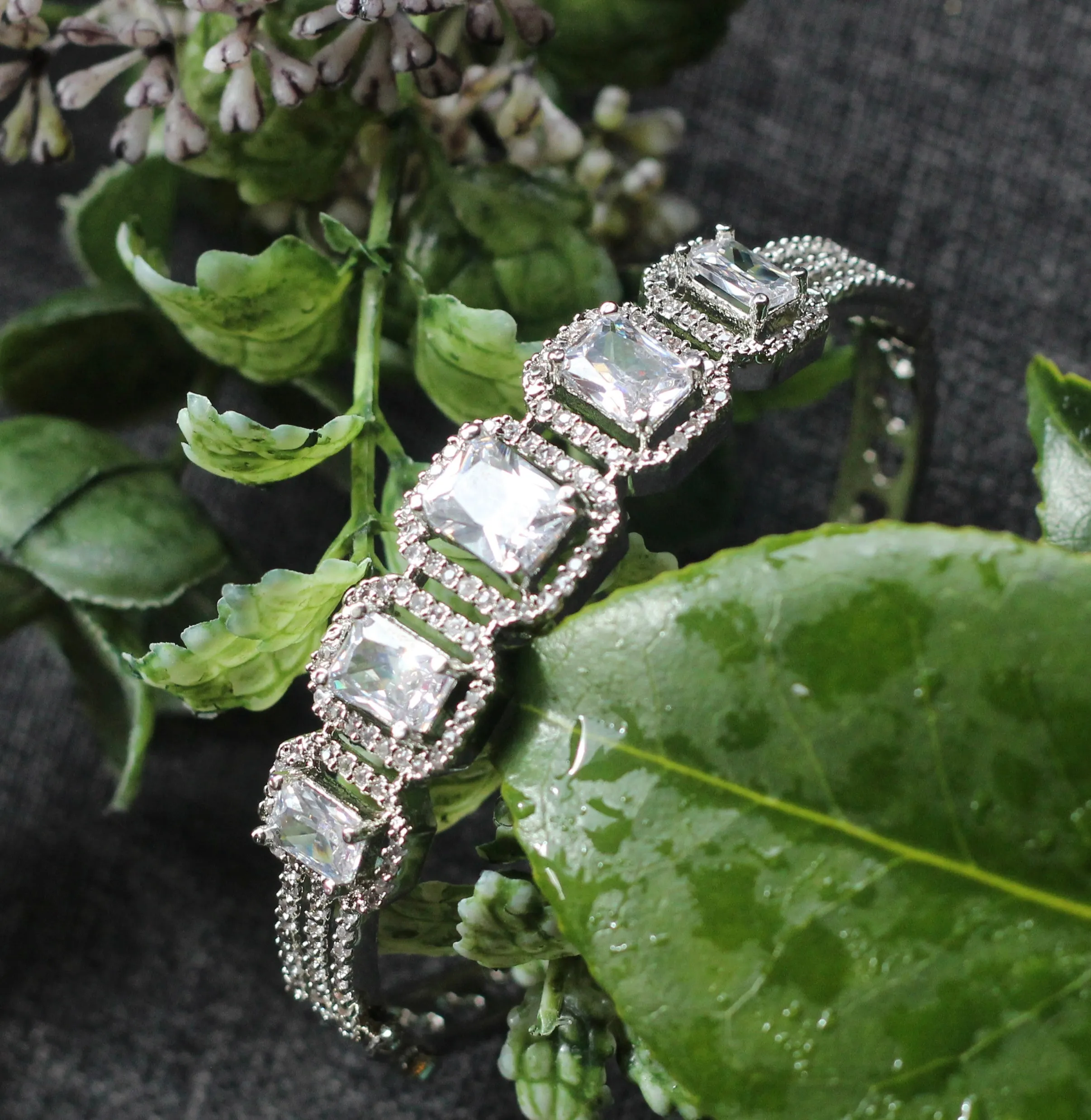 CHARMLINK BRACELET