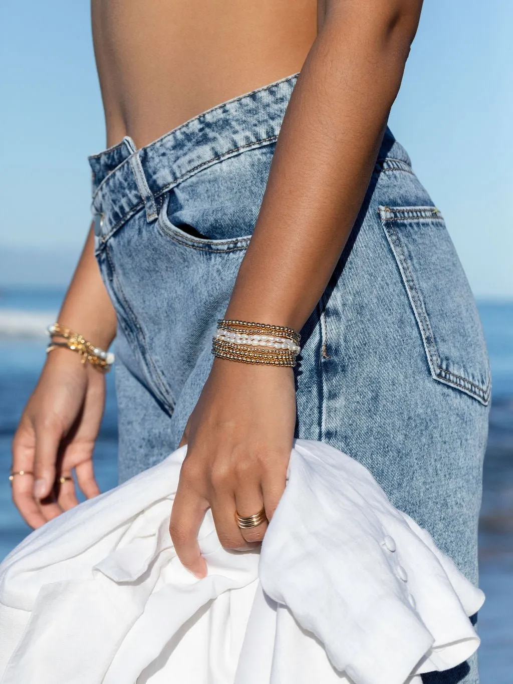 Dainty White Pearl Bracelet - Maile