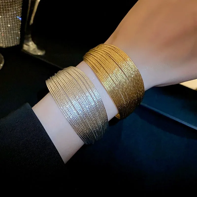 Metal alloy bracelet in gold silver color