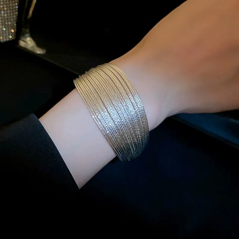 Metal alloy bracelet in gold silver color
