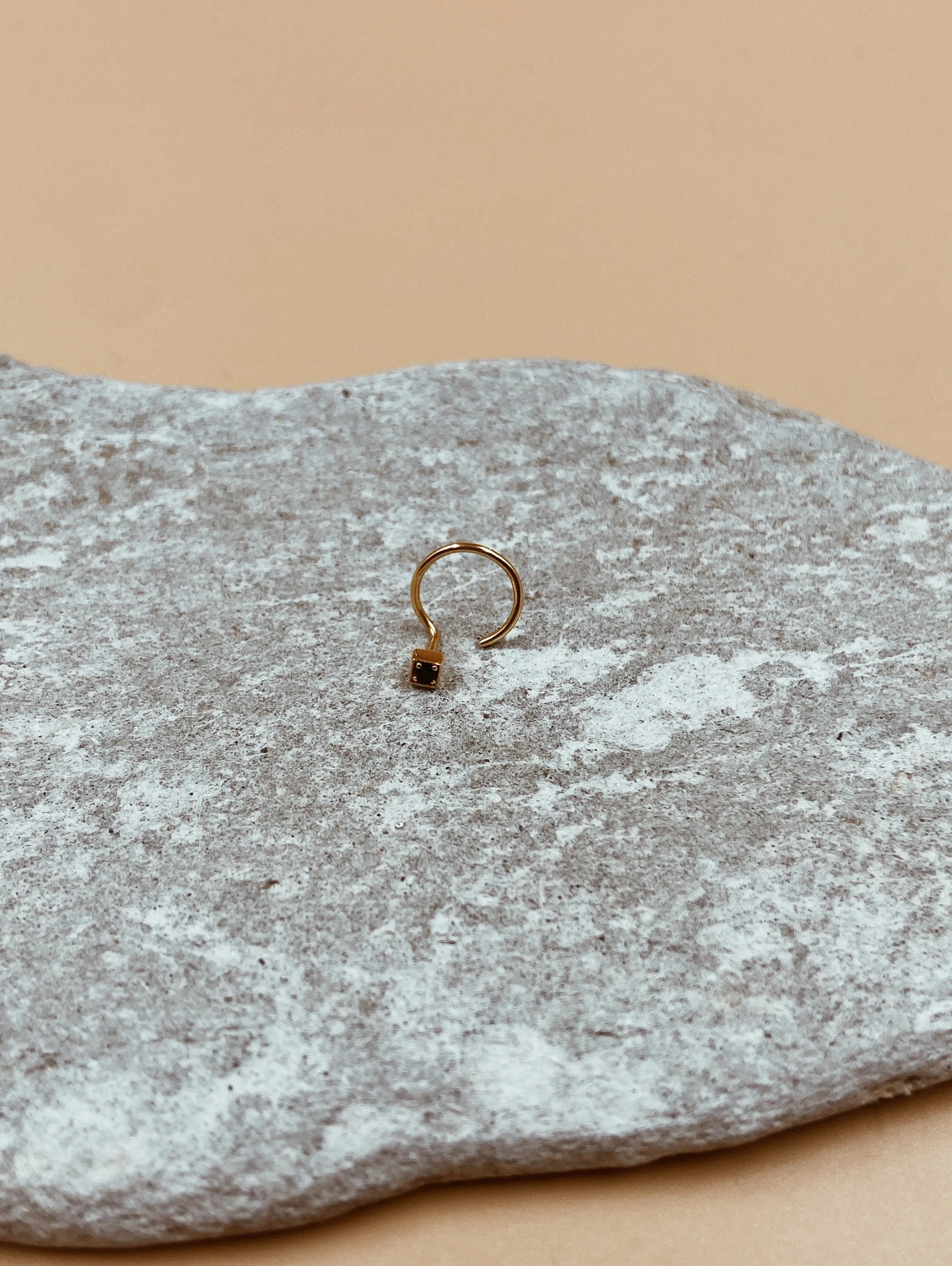 Mini Kappu Nose Pin | 18kt Solid Gold