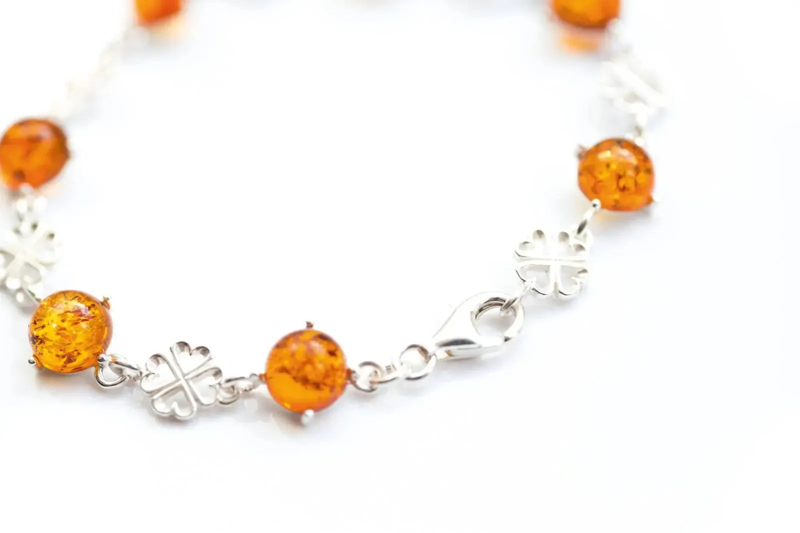 Minimal Heart Amber Bracelet