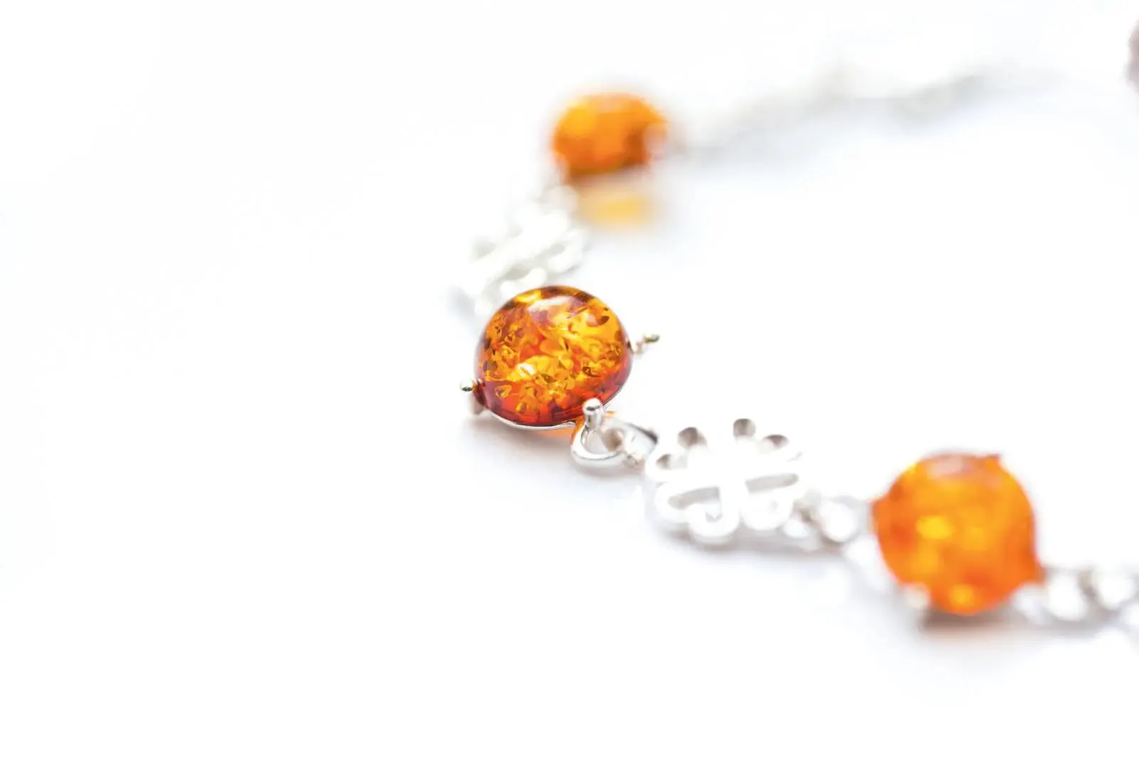 Minimal Heart Amber Bracelet