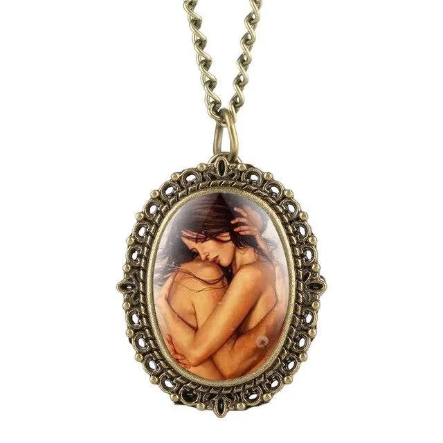 Pendant Watch - Close links
