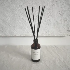 Santal, Cardamom   Amber Reed Diffuser