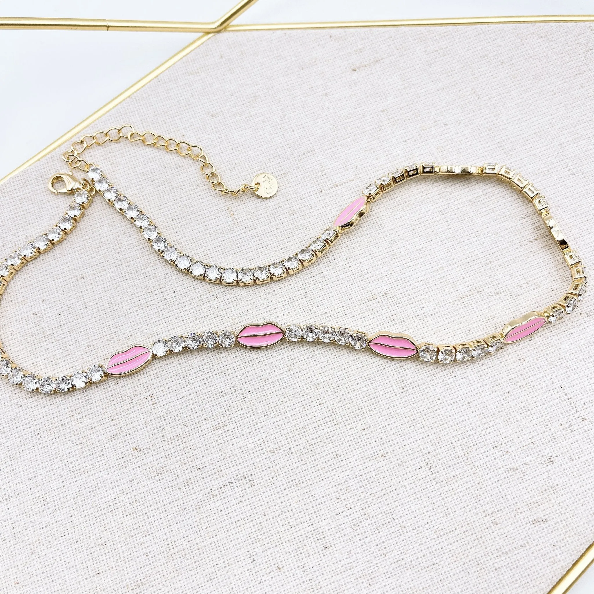 Treasure Jewels Pink Kiss Necklace